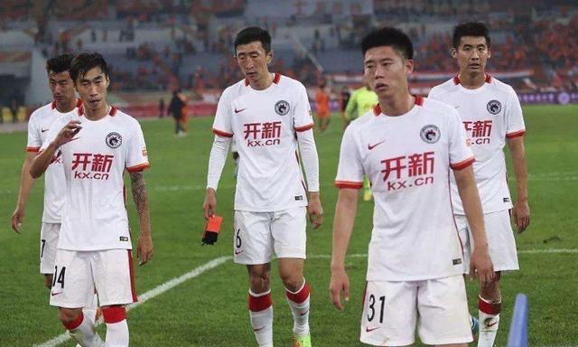 欠税3.7亿！又一东北球队濒临解散，这种环境里，解散反而是解脱