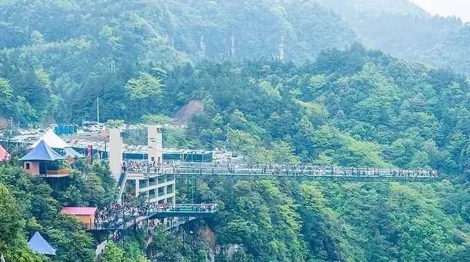 巴厘岛大秋千值得去吗,巴厘岛网红秋千值得去吗