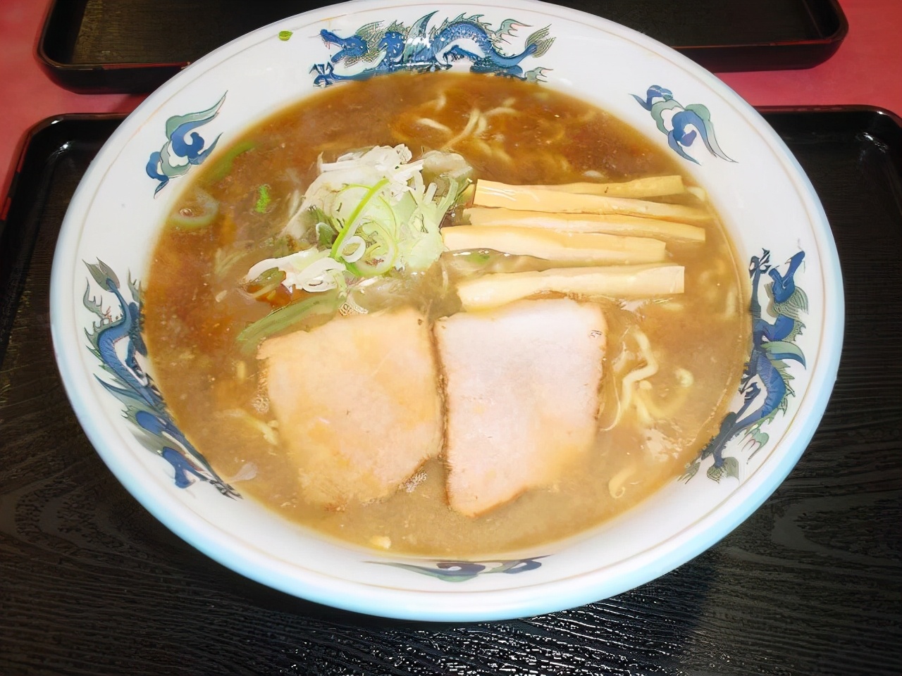 日本人的饮食和中国人的饮食,日本人吃的拉面