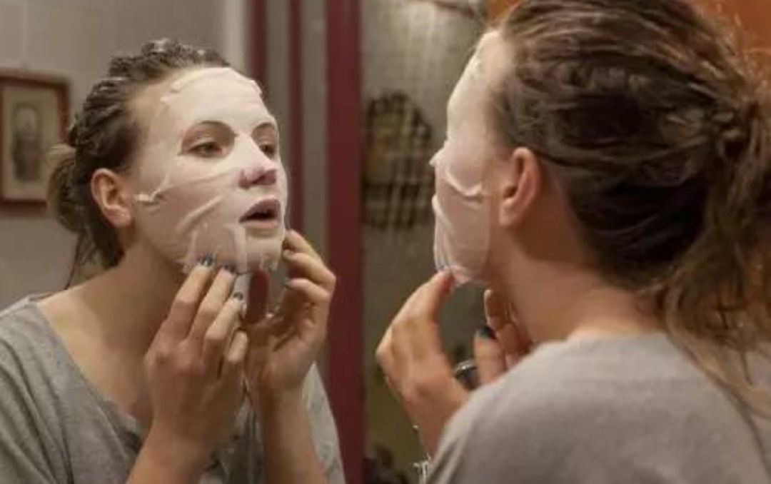 嘴唇干燥综合症怎么治,干燥综合征容易出现哪些口腔症状