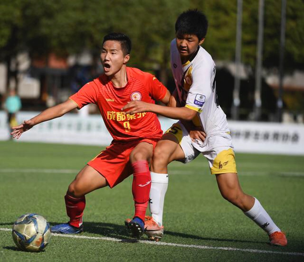 成都棠外足球队法国夺冠,棠外夺冠