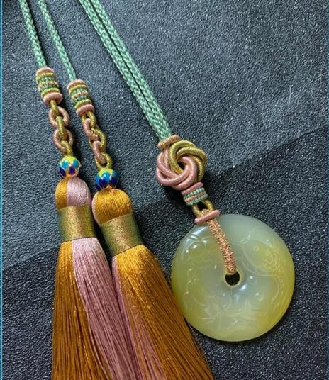 一根绳子编玉简单,用绳编玉石