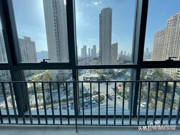 只剩最后一栋楼没修会烂尾吗,星光域公寓出售