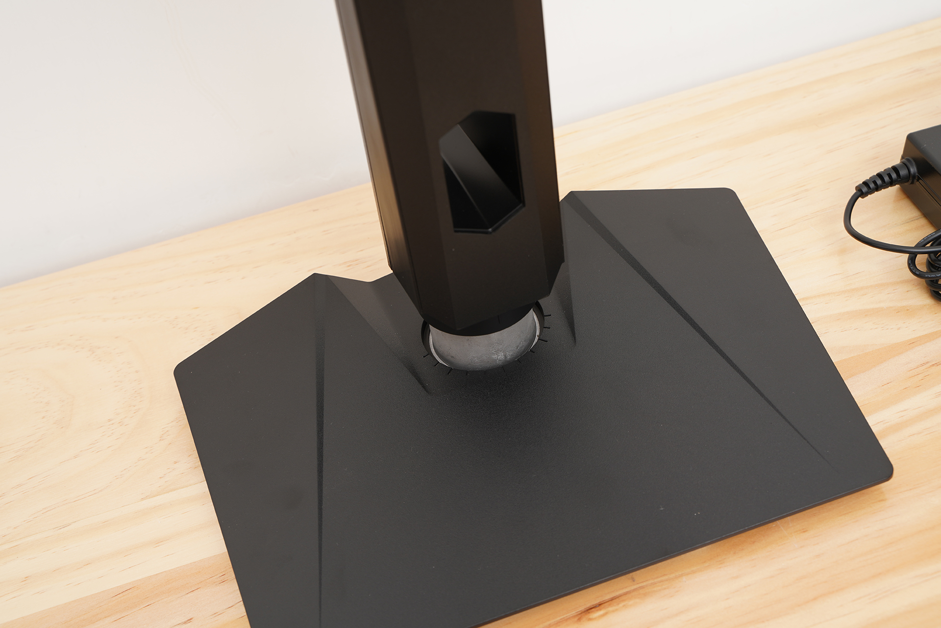 微星mag274qrf27英寸显示器,微星mag274qrfqd显示器测评