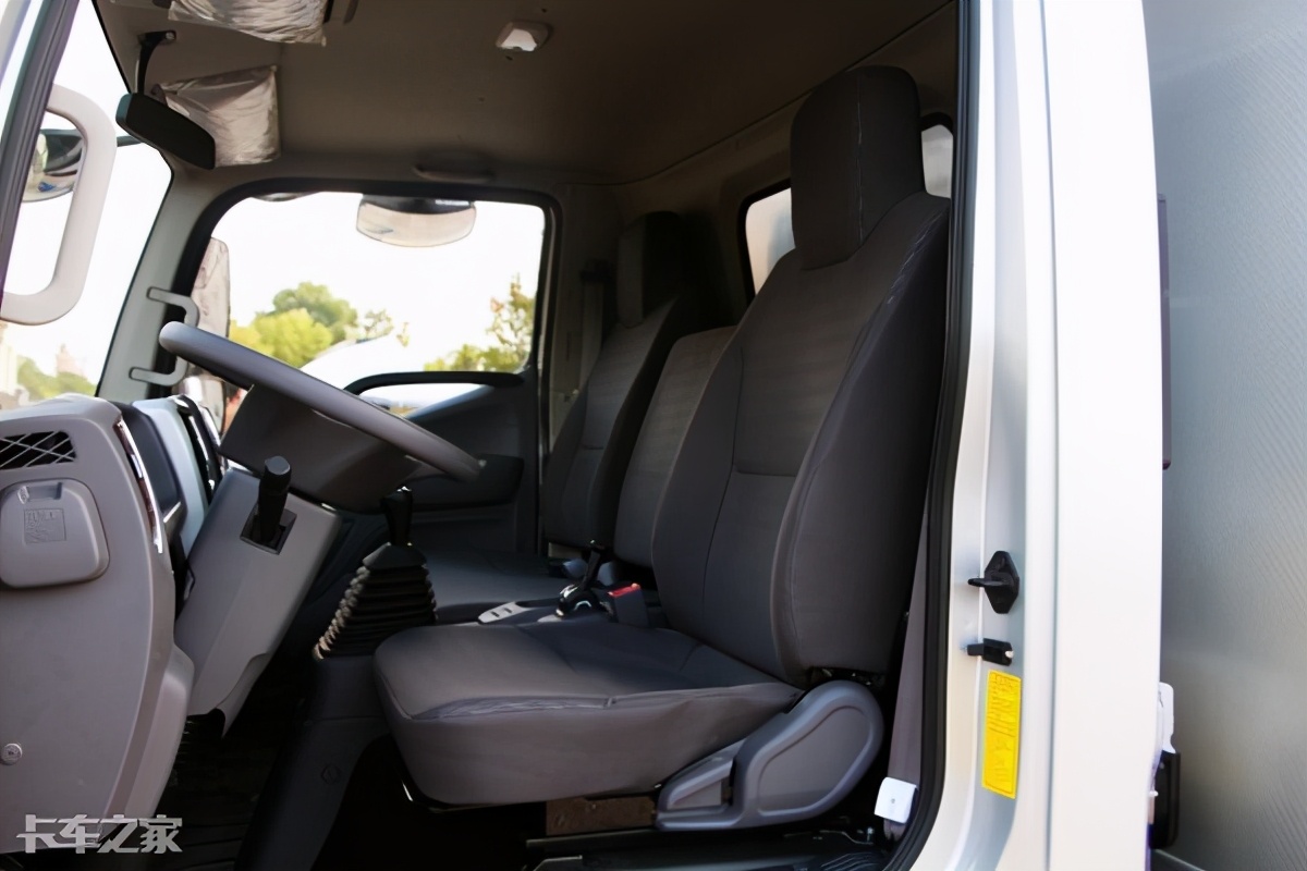 奥铃cts143马力能拉6吨吗,奥铃cts143马力几吨后桥