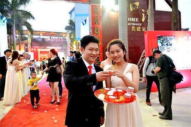 女儿嫁给凤凰男怎么办,女孩嫁给大叔骗彩礼