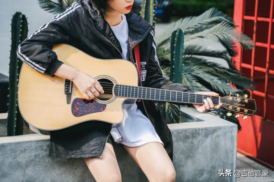 拉维斯n8颜值怎么样,拉维斯n8吉他如何更换琴弦