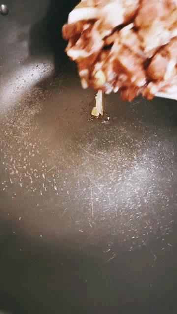 家庭版的烤肉入味好吃还简单,在家烤肉用什么底油