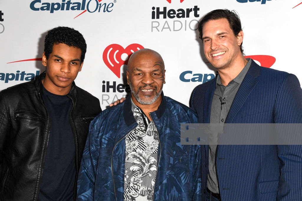 24岁泰森现状,泰森57岁为什么感觉很老