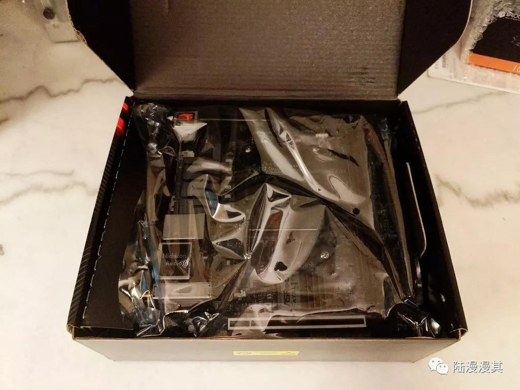 孤勇者mini机箱itx装机,240水冷itx机箱装机全过程