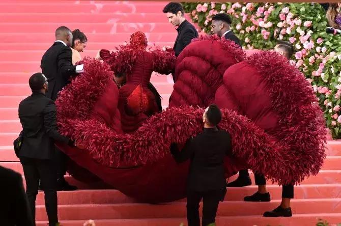 metgala20个最佳造型,metgala煎饼礼服