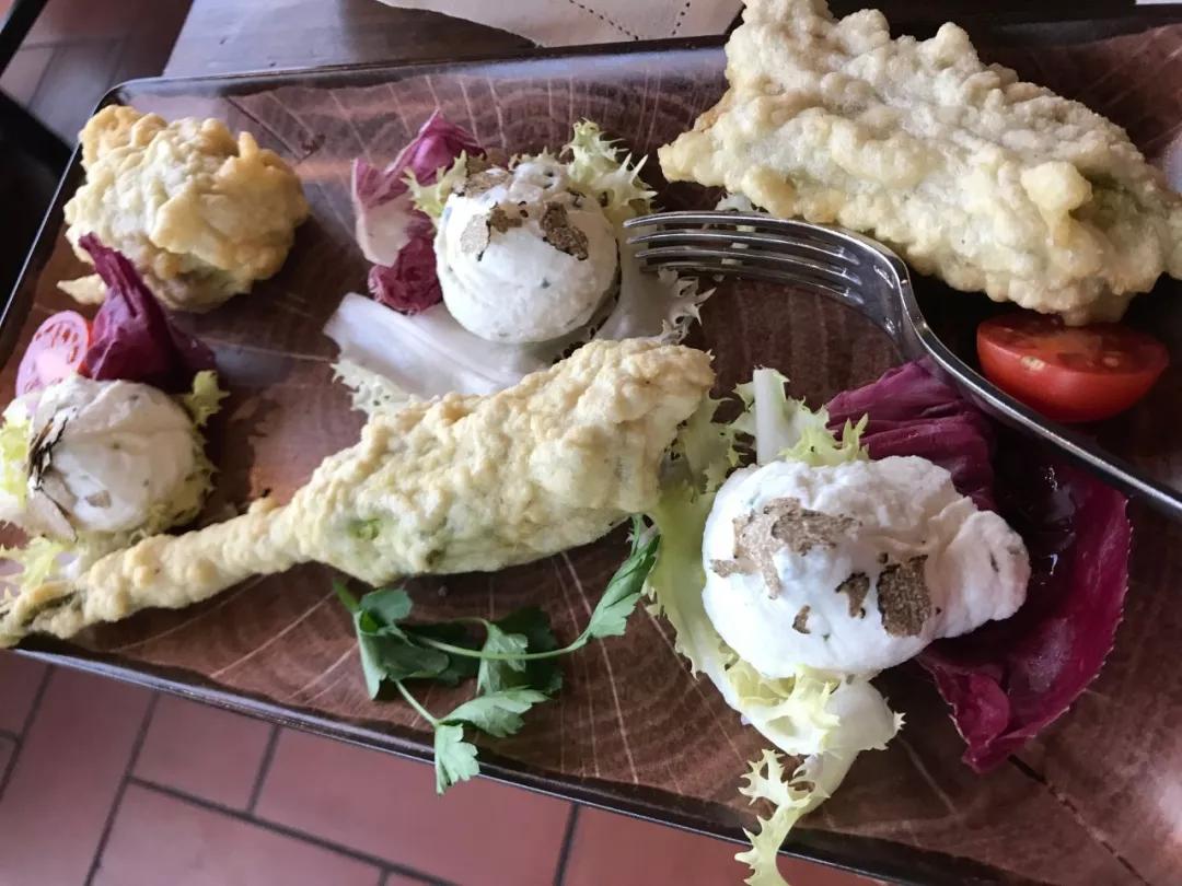 「慢达世界」第135期：圣吉米那诺｜匹诺曹与美塔之城