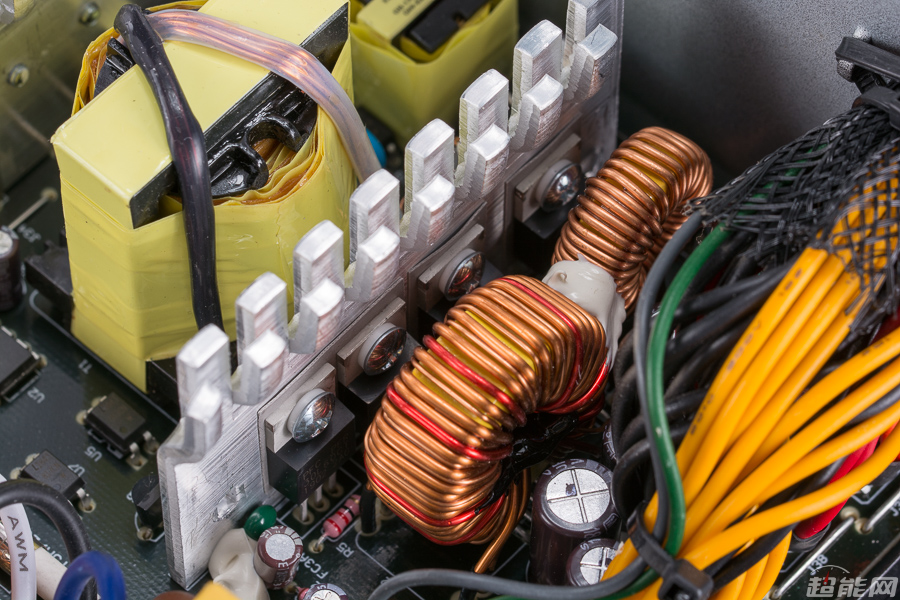 酷冷至尊新雷霆500w,酷冷至尊500w雷霆是什么时候出