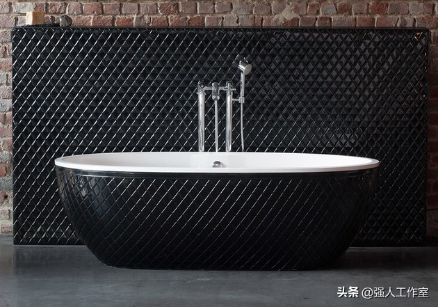 带浴缸的整体浴室卫生间,独立式超长款浴缸