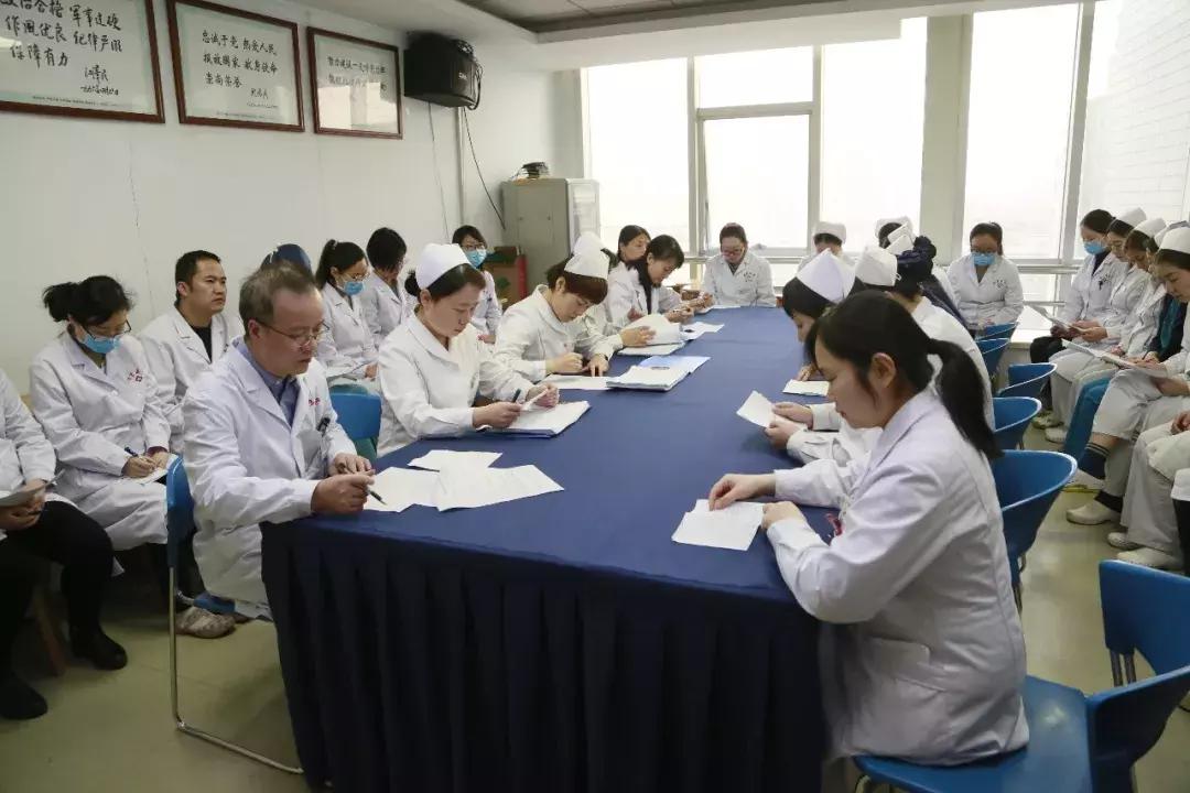 中国首例67岁自然受孕产女,女子通过试管婴儿生下一个儿子