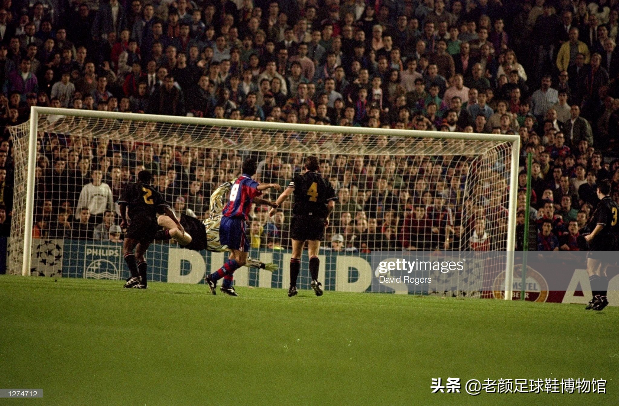 脾气最火爆的巴萨巨星，脚踩皇马球衣和裁判的脚，曾被终身禁赛