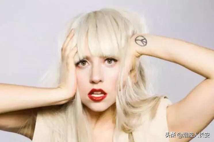 如果当初她听了前男友的话,我们可能就见不到这位巨星了