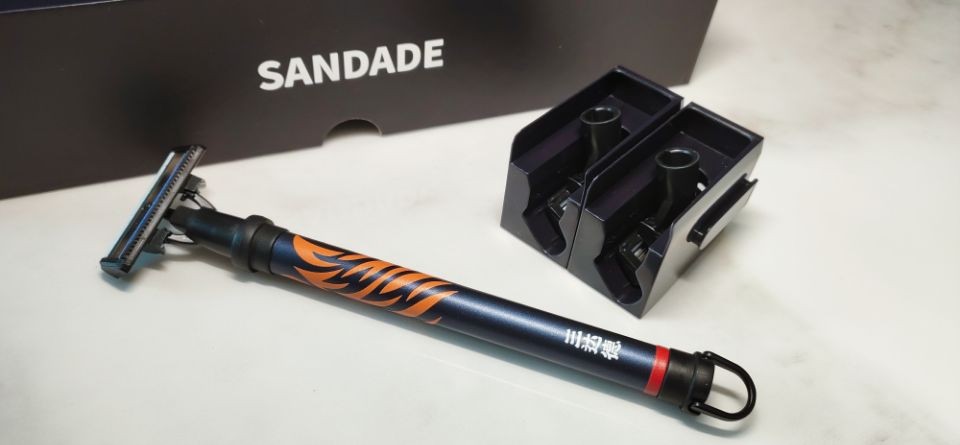 便携剃须新体验,舒适平滑剃须体验