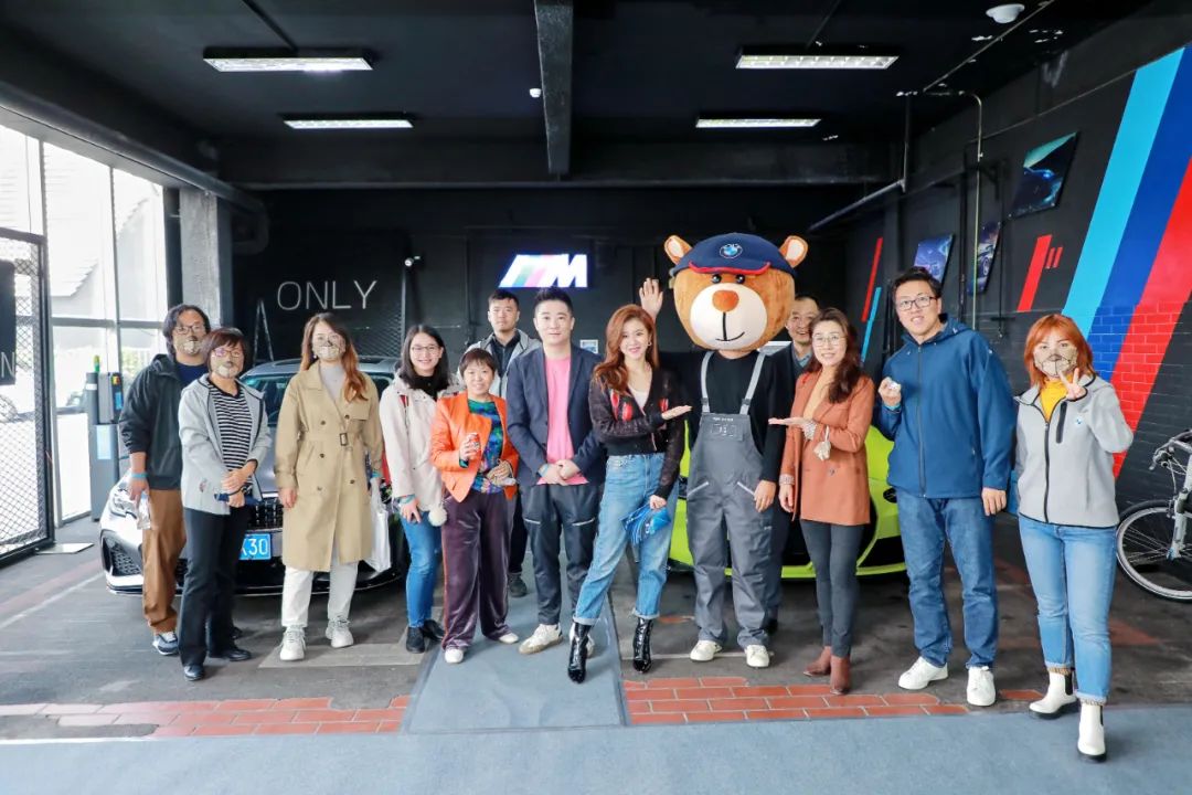 宝马老车去4s店还是去维修店好,宝马4s店修好还是外面修理好