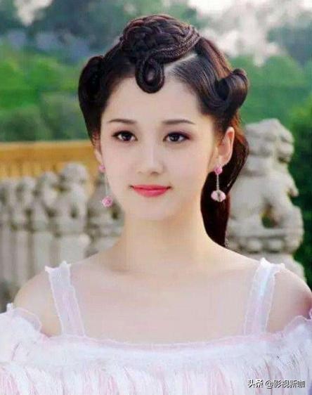 43岁张娜拉近照被曝上热门,38岁张娜拉回中国了吗