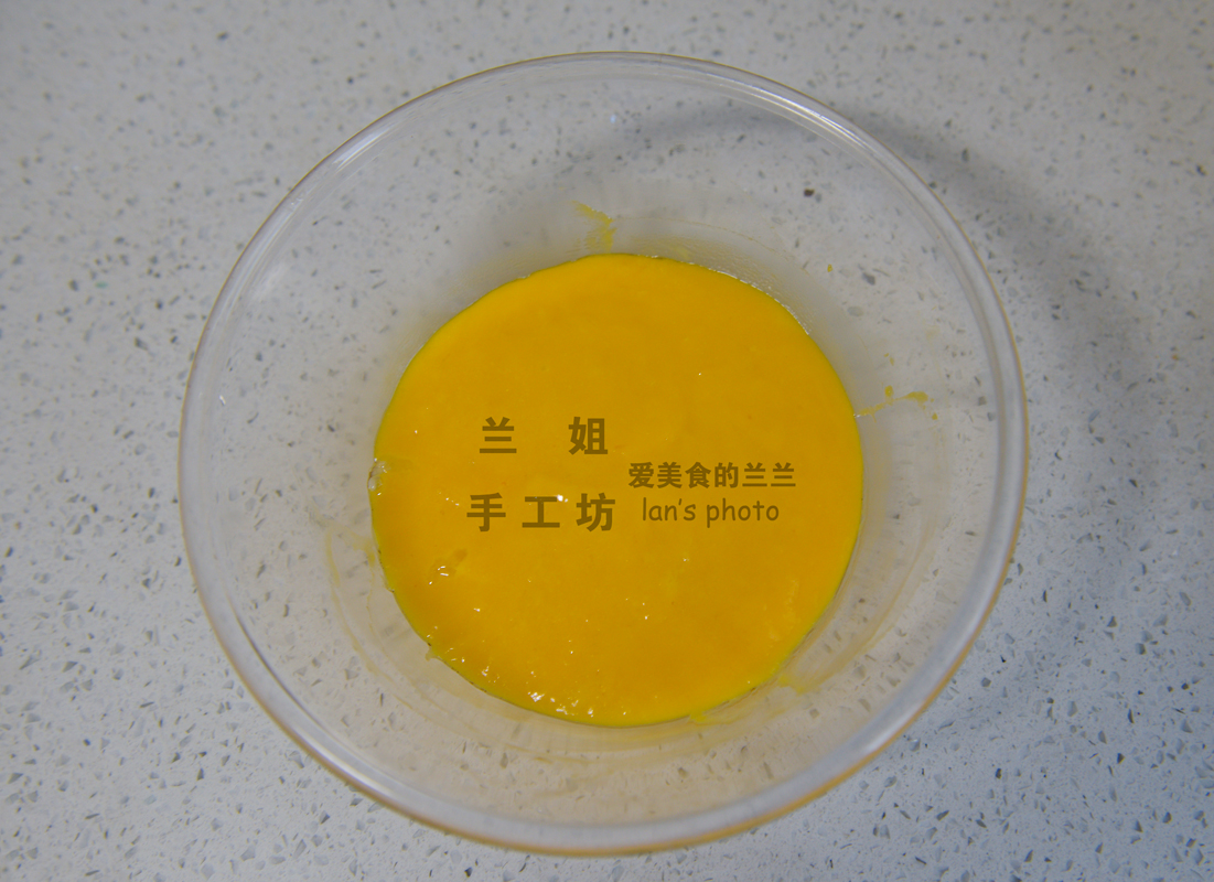 戚风蛋糕组织细腻的诀窍,戚风海绵蛋糕胚子怎么做更嫩更软