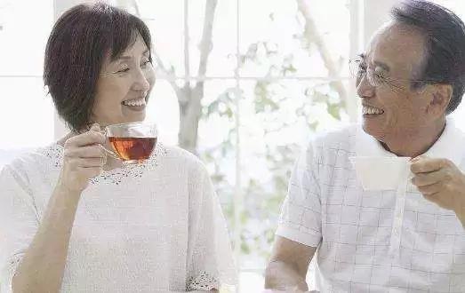 空调吹久了，喉咙又干又痒怎么办？可能是家里少了它