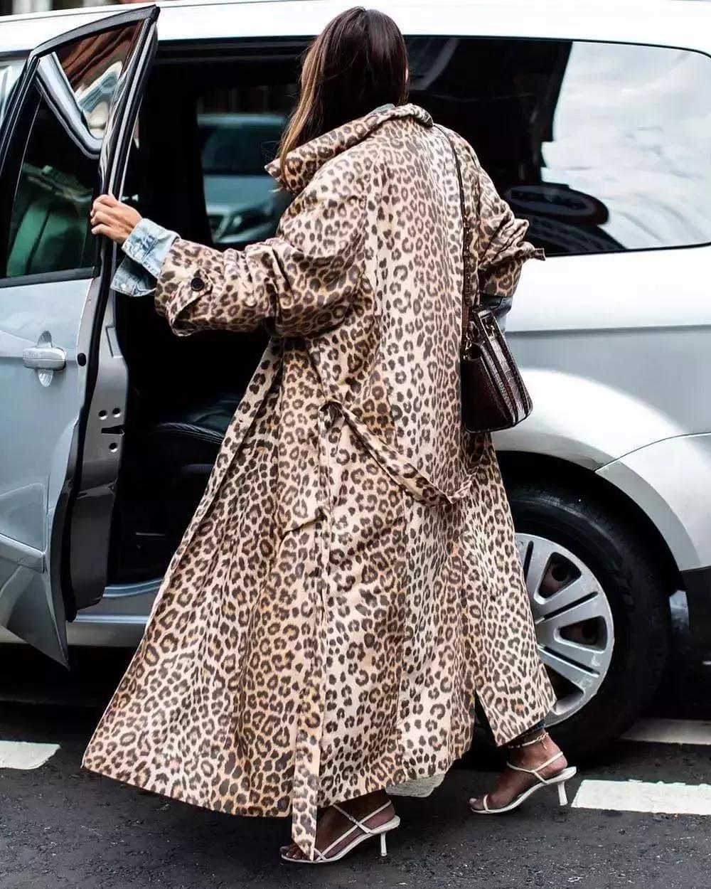 秋天买什么颜色风衣,冬天怎么挑选风衣