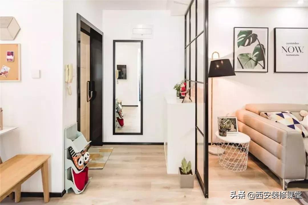 进门鞋柜设计右侧是餐厅隔断,红木鞋柜屏风隔断一体效果图