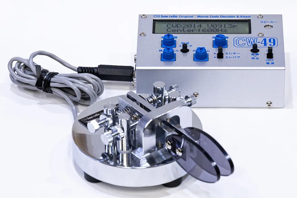 「新品情报站」日本机械触点臭虫莫尔斯文艺范电键售价2799元