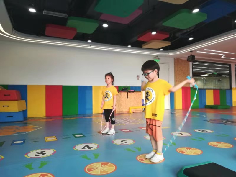 孩子运动能力差选什么兴趣特长,孩子喜欢运动该如何培养特长