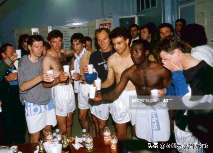 马赛回旋是马拉多纳发明的吗,1998年世界杯齐达内马赛回旋