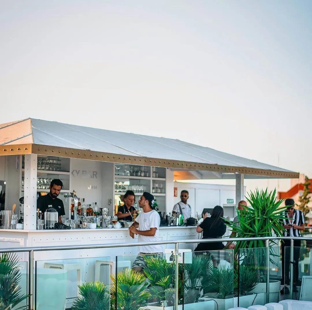 c罗马德里开的酒店,c罗在他的老家开的哪个酒店