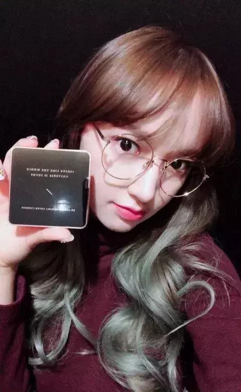 欧阳娜娜擦什么药膏好,欧阳娜娜安利祛疤膏