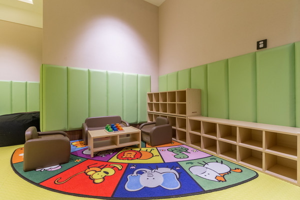 閲嶅簡婢崇編鍥介檯閰掑簵鍏瘬,婢崇編鍥介檯鍏瘬閰掑簵