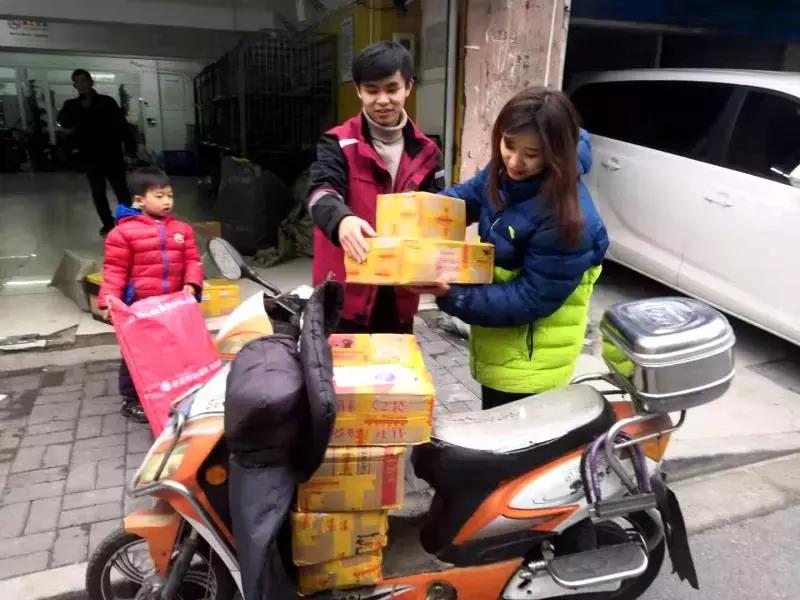 明明可以靠家里偏偏要靠实力,明明可以靠家里偏偏就要靠自己