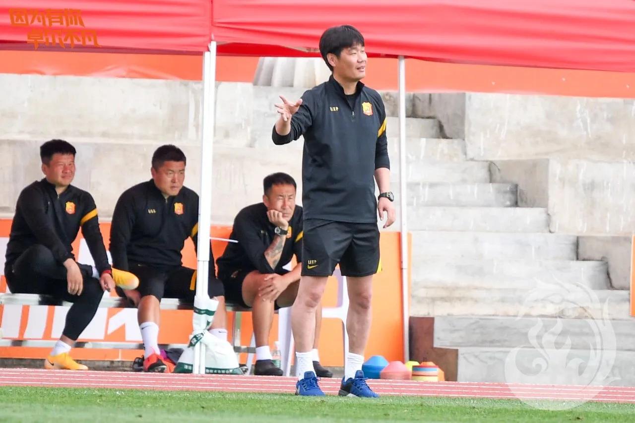 大连赛后杨博宇,大连球员杨博宇