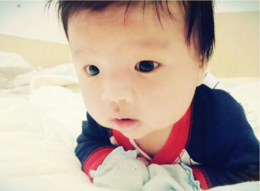 家长给孩子换纸尿裤发现异样,4岁孩子夜里穿纸尿裤