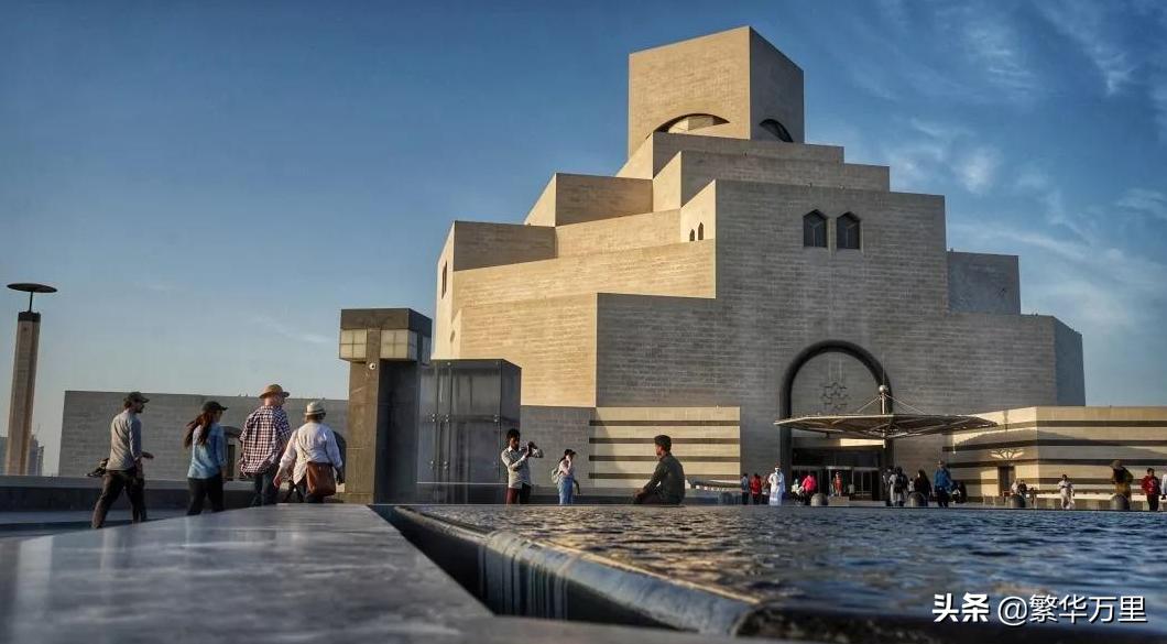 2022卡塔尔人均月收入多少,全球第一富国卡塔尔