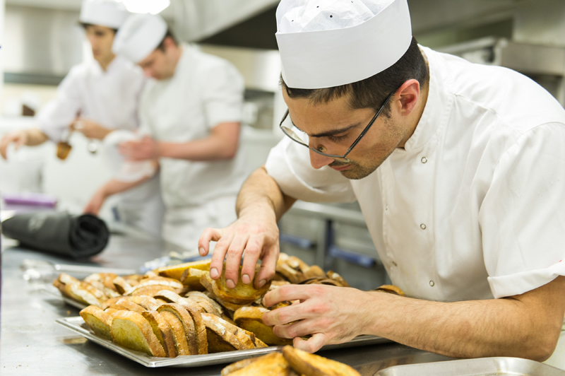 全国著名厨师学校排名,世界著名的厨师学校