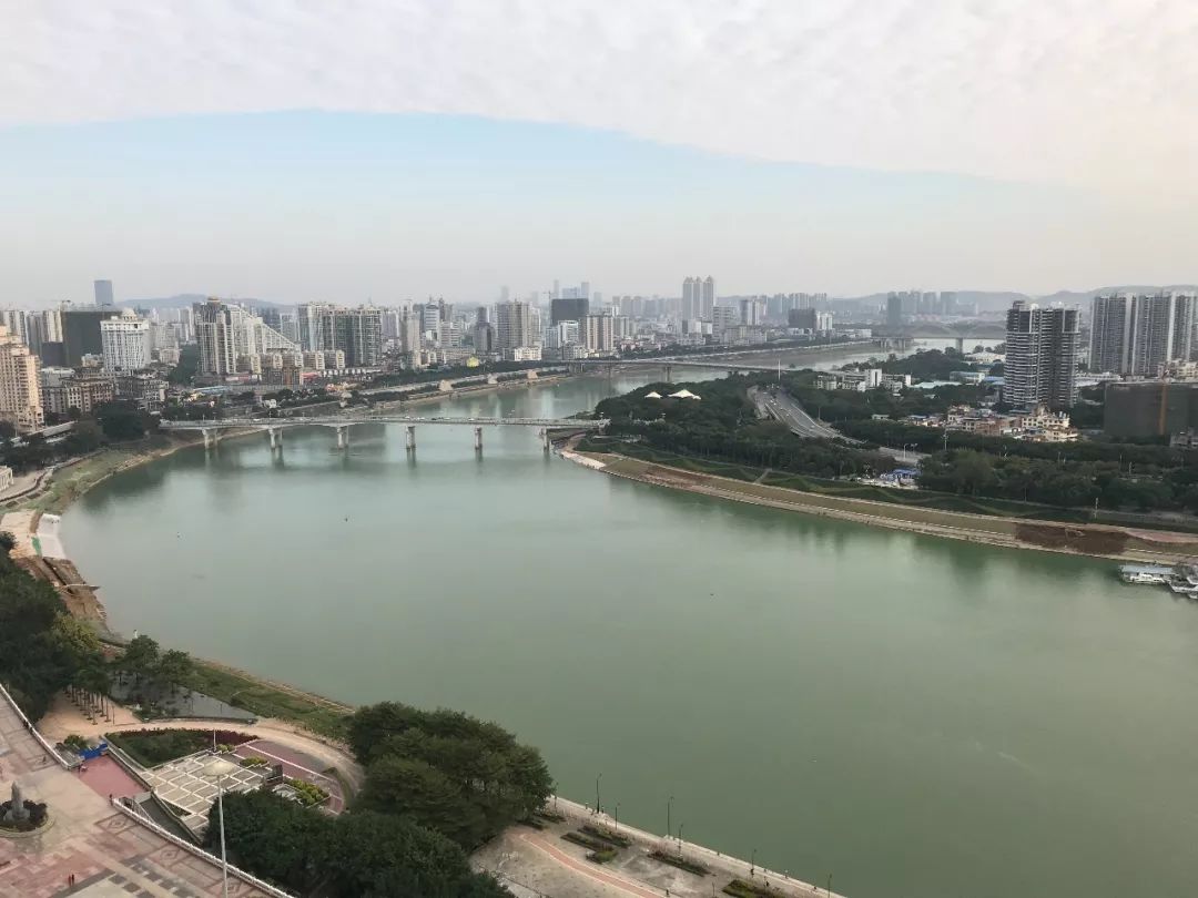 广西一家三口自驾游视频,一家三口游广西