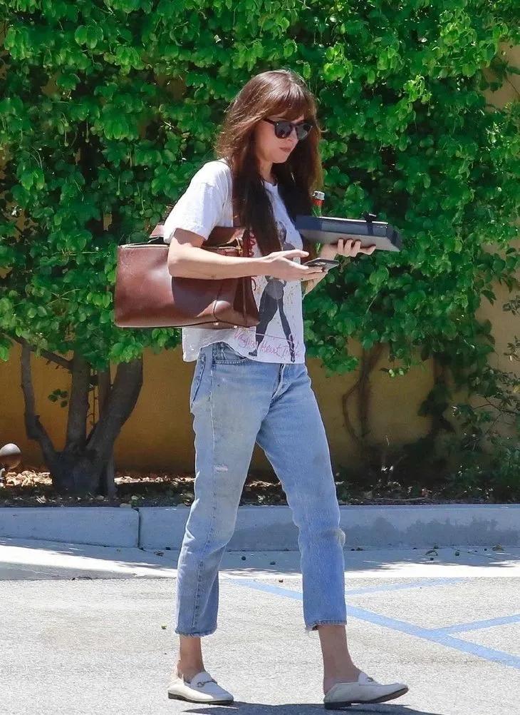 达妹的衣服,达妹节目