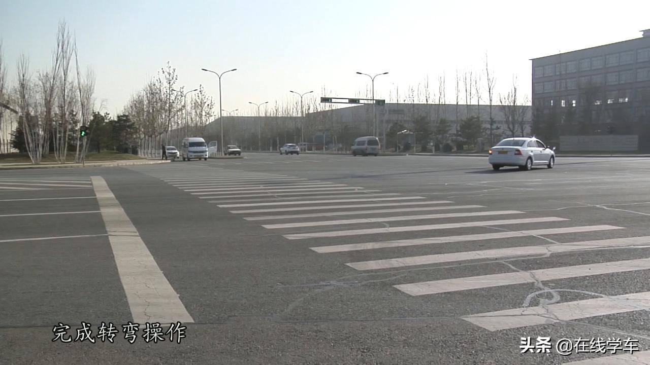 科目三练了3天一团糟怎么办,科目三需要练多久才可以考试