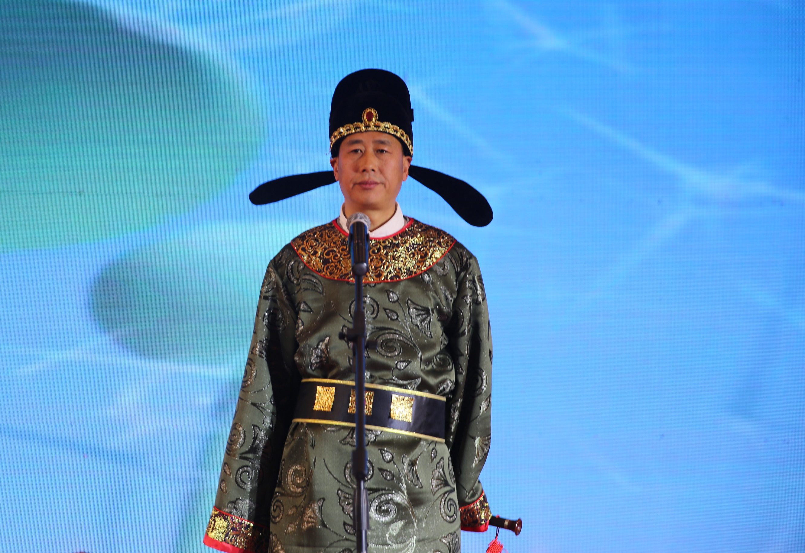 中登集团群英谱——逯拥军，“慢”工作中的“优”和“雅”