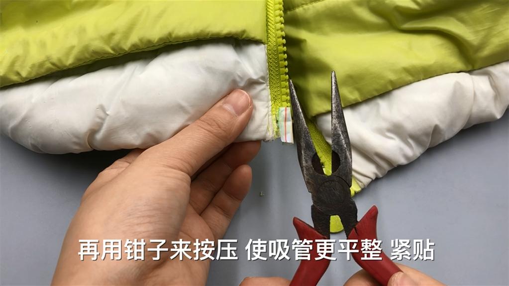 拉链坏了怎样用吸管维修,衣服拉链坏了一根吸管解决