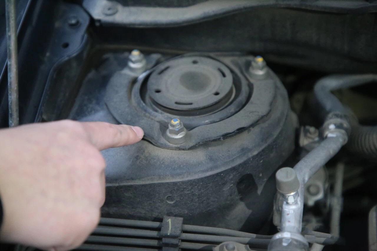 13款花冠手动挡二手车值得入手吗,13款花冠手动值多少钱