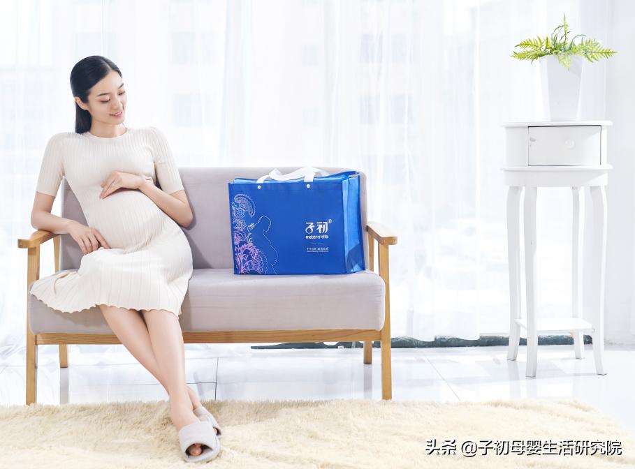 非洲女子产后半小时参加3门中考，孕期待产这样做分娩更顺利