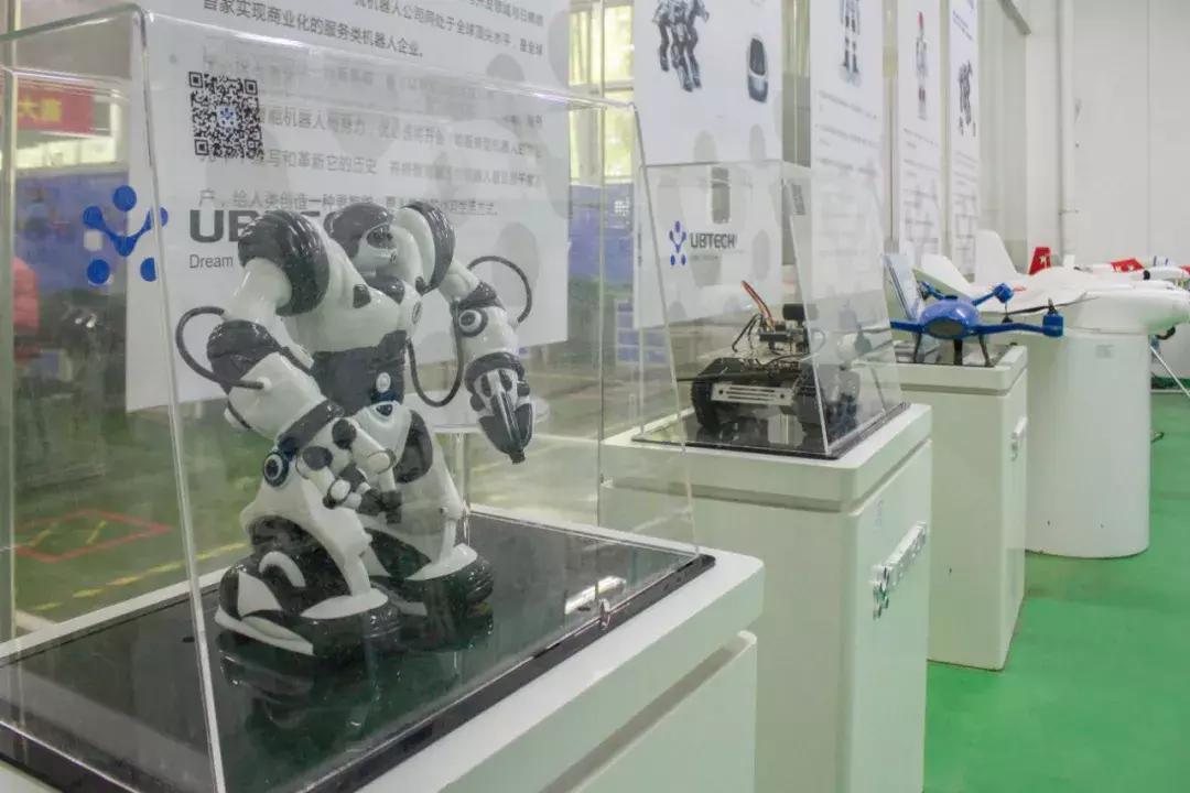 南方it学院是什么档次的学校,选学校就是选未来北大青鸟