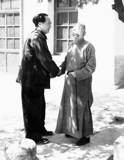 《*园春沁**·雪》轰动重庆,遭国民*文化党**圈*攻围**,毛*东泽**:鸦鸣蝉噪