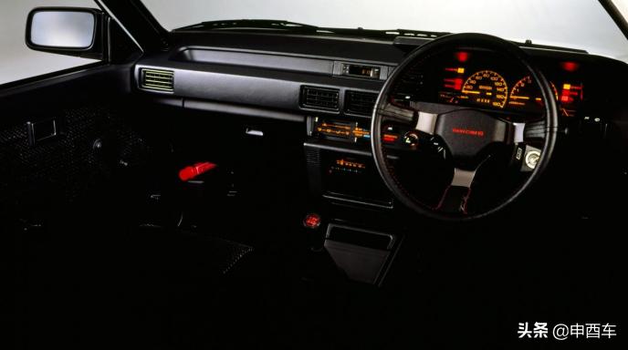 丰田花冠跟ae86有什么关系,花冠和ae86的关系