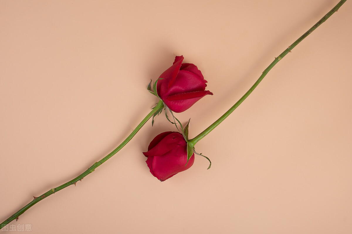 宫颈癌的早期信号是褐色分泌物吗,身体出现这5个症状当心有癌细胞